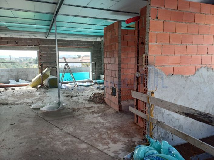 Image No.15-4 Bed House for sale