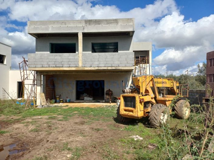 Image No.6-4 Bed House for sale