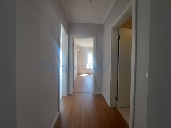 Image No.17-3 Bed Apartment for sale