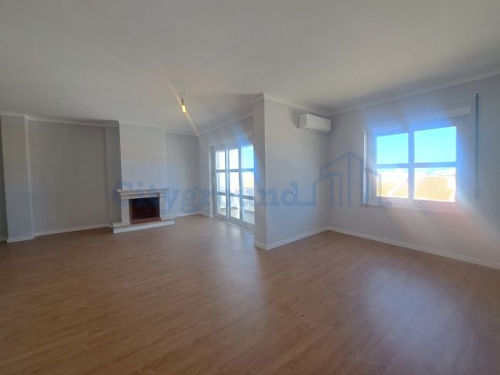 Image No.2-3 Bed Apartment for sale