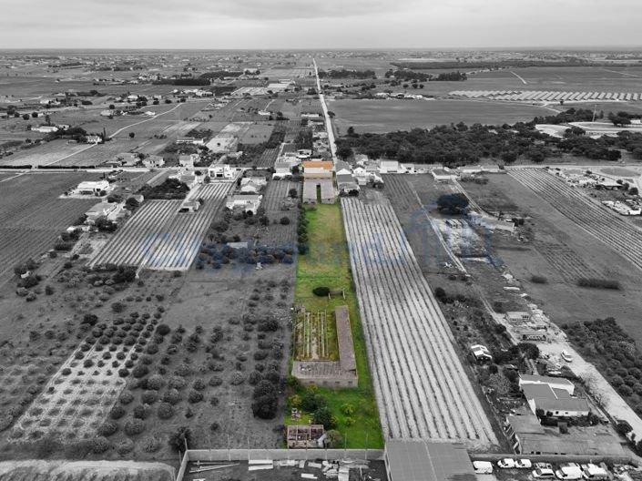 Image No.4-14 Bed Farmhouse for sale