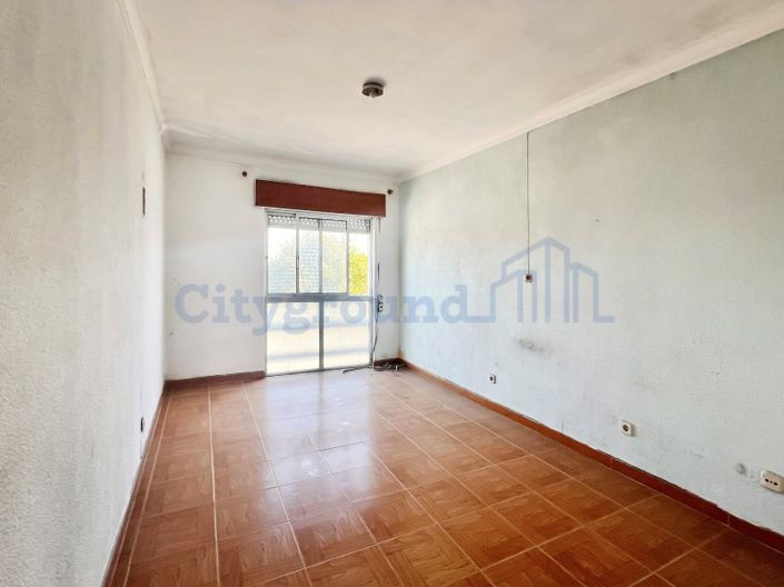 Image No.43-14 Bed Farmhouse for sale