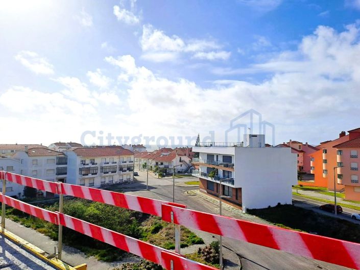 Image No.1-Appartement de 2 chambres à vendre à Peniche