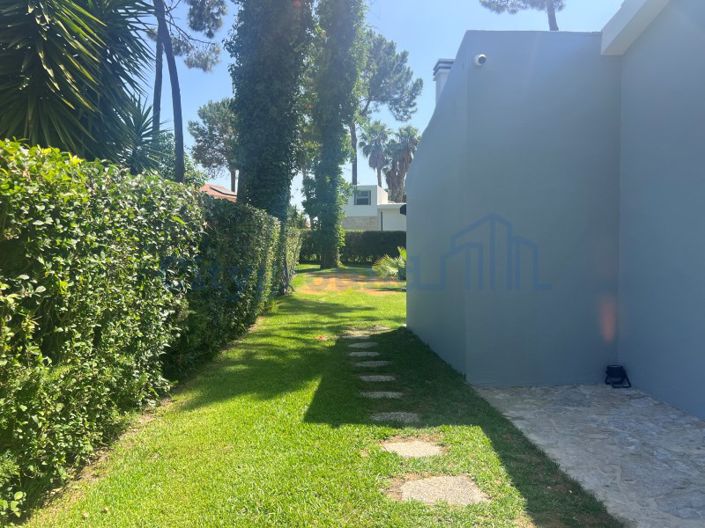 Image No.37-4 Bed House for sale