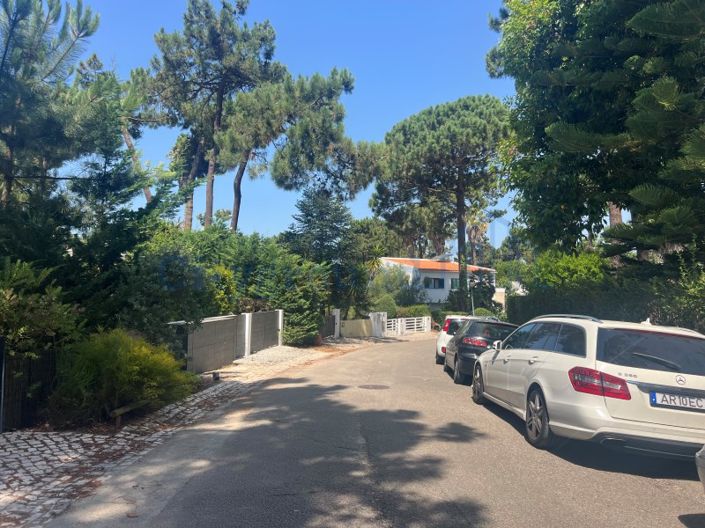 Image No.38-4 Bed House for sale