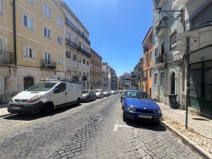 Image No.23-3 Bed Apartment for sale