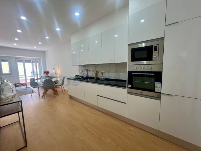 Image No.4-3 Bed Apartment for sale