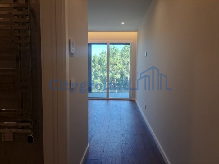 Image No.19-3 Bed Apartment for sale