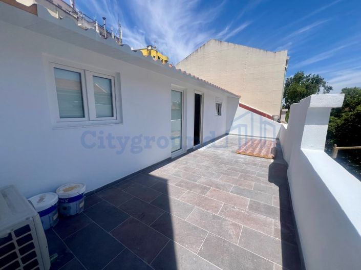Image No.1-3 Bed Apartment for sale