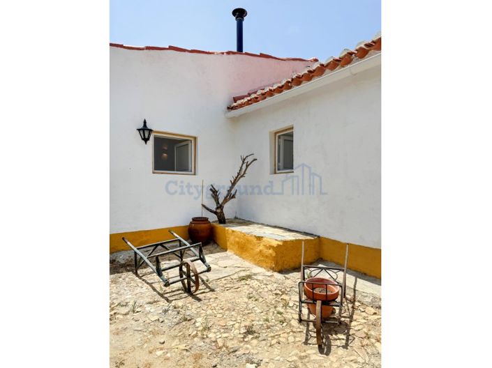 Image No.26-3 Bed House for sale