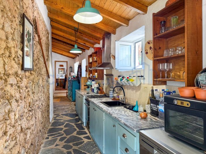 Image No.3-3 Bed House for sale