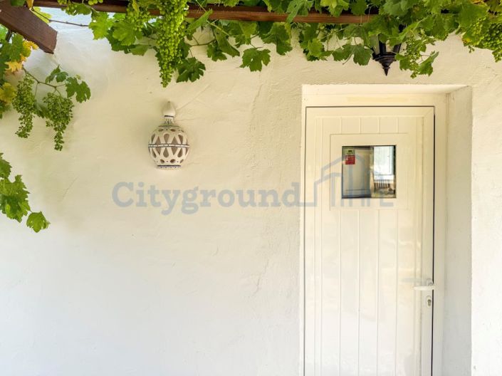 Image No.31-3 Bed House for sale