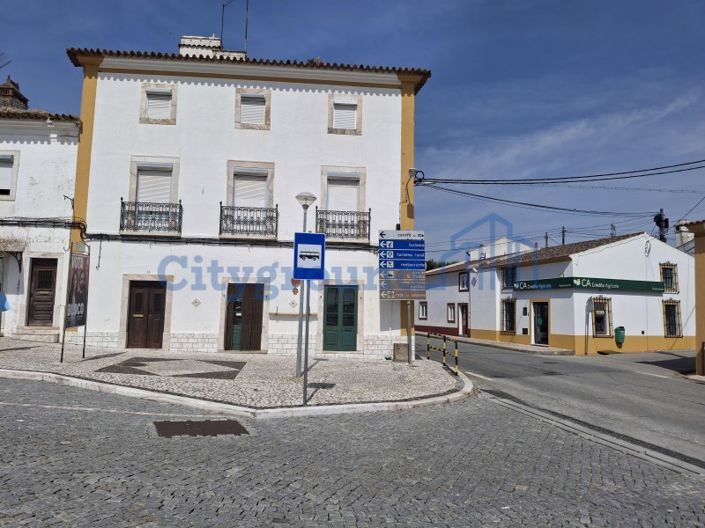 Image No.43-3 Bed House for sale