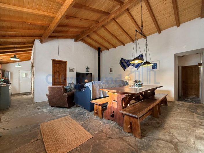 Image No.9-3 Bed House for sale