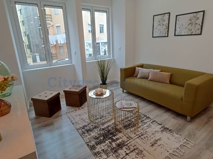 Image No.8-3 Bed Apartment for sale