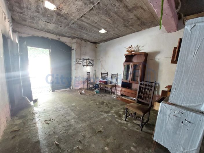 Image No.21-3 Bed House for sale