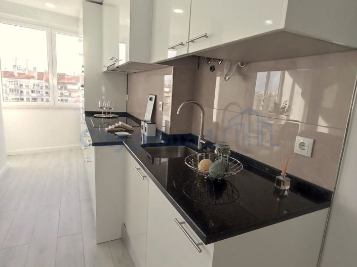 Image No.9-Appartement de 3 chambres à vendre à Lisbon