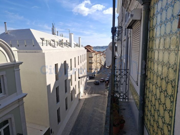 Image No.4-Appartement de 2 chambres à vendre à Lisbon