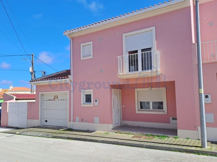 Image No.2-3 Bed House for sale