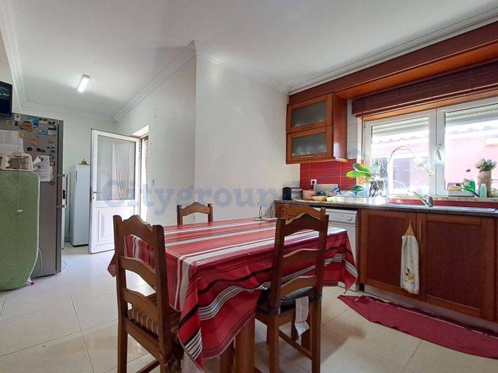 Image No.4-3 Bed House for sale