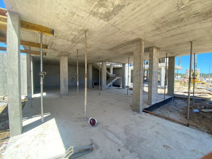 Image No.11-3 Bed House for sale