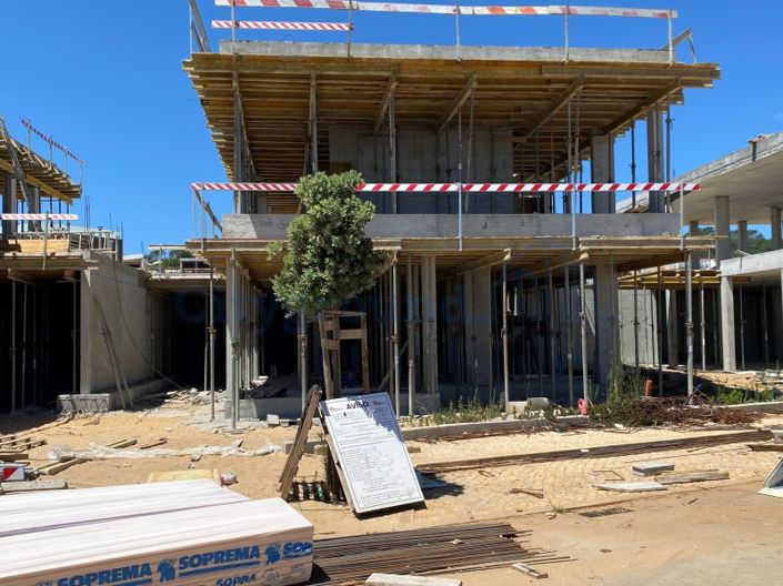 Image No.9-3 Bed House for sale