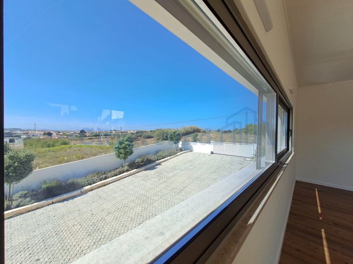 Image No.11-Maison de 4 chambres à vendre à Peniche