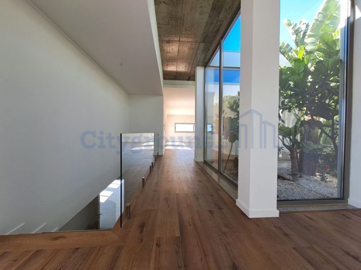 Image No.9-Maison de 4 chambres à vendre à Peniche