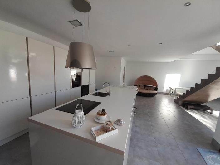 Image No.4-3 Bed Semi-Detached for sale