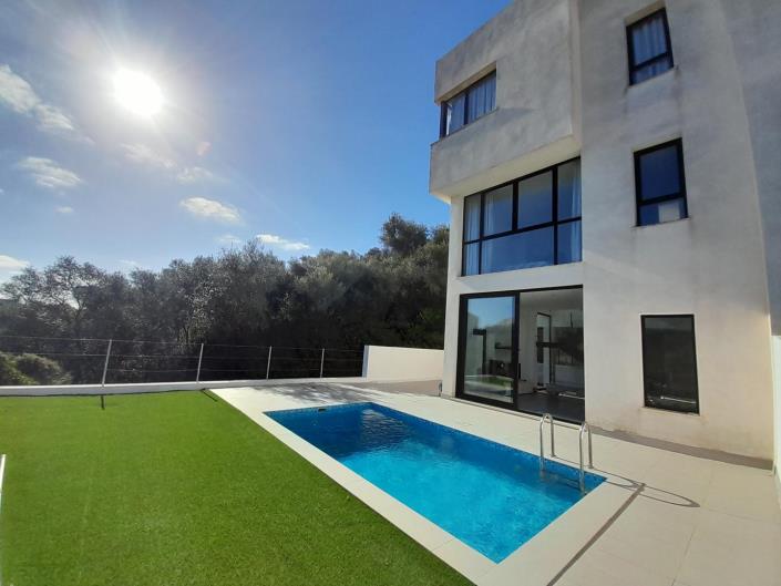 Image No.19-3 Bed Semi-Detached for sale