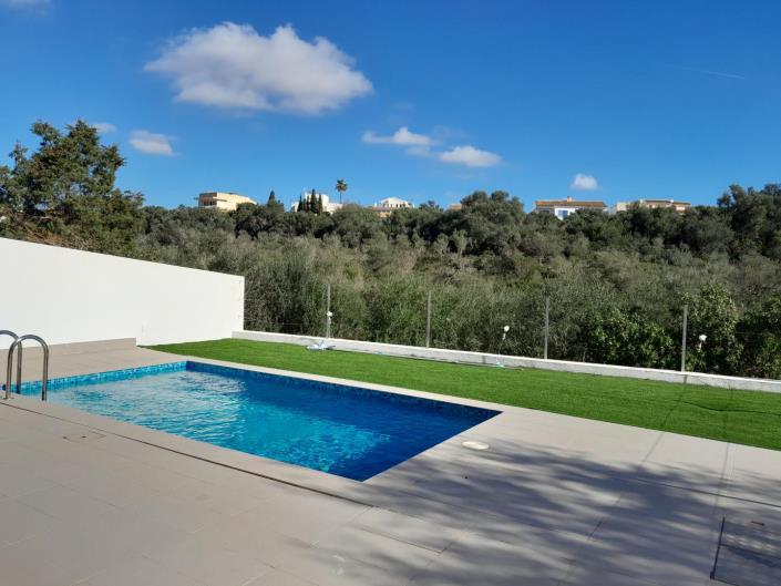 Image No.20-3 Bed Semi-Detached for sale