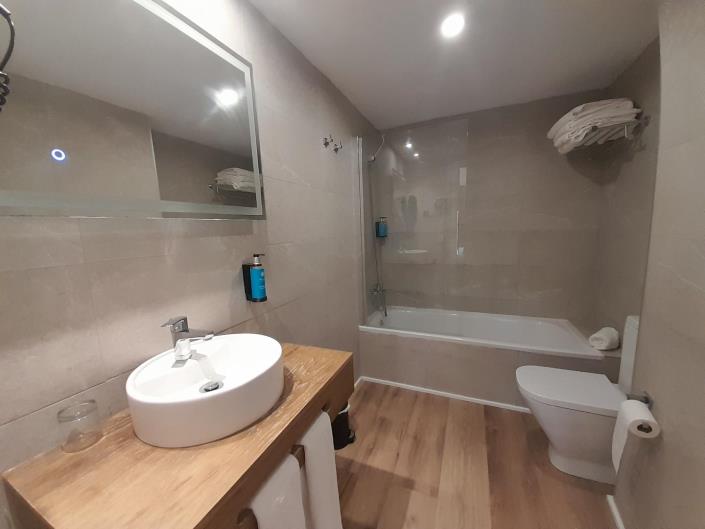 Image No.10-2 Bed Apartment for sale