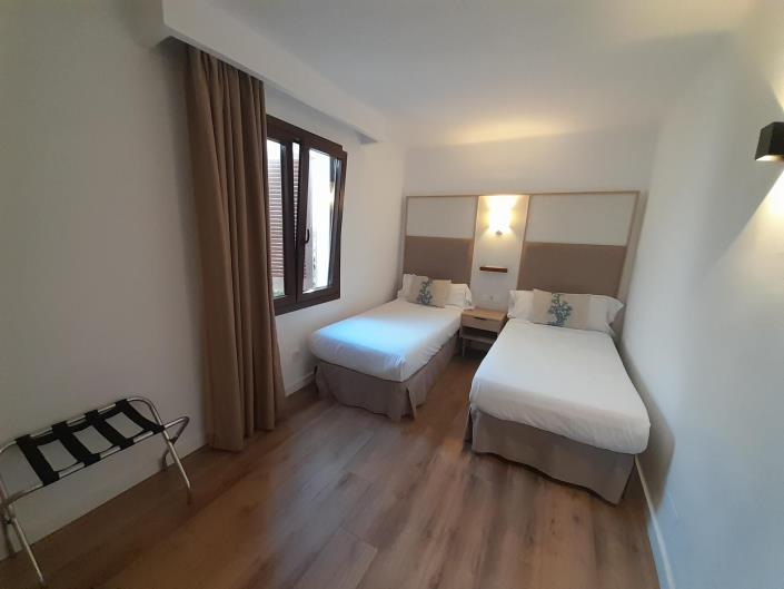 Image No.9-2 Bed Apartment for sale