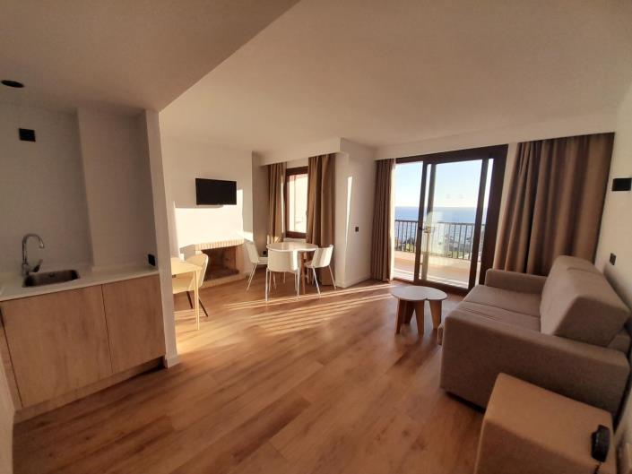 Image No.4-2 Bed Apartment for sale