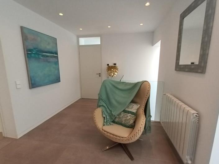 Image No.28-8 Bed House/Villa for sale