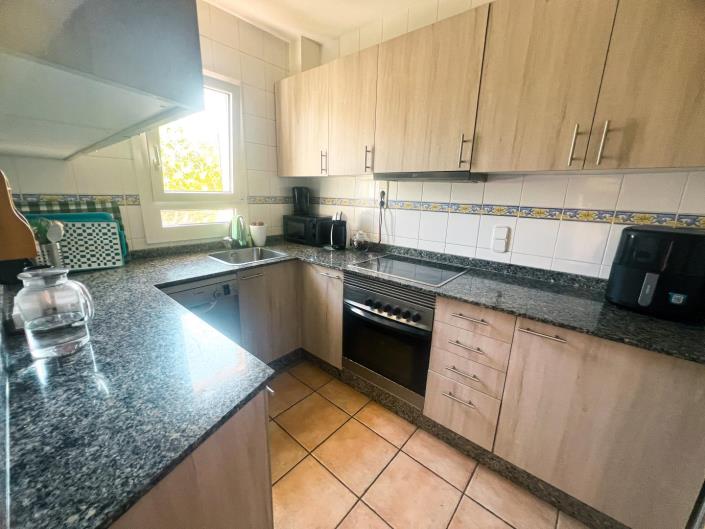 Image No.7-3 Bed Chalet for sale