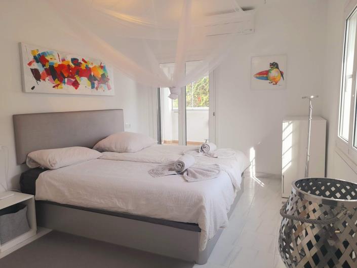 Image No.8-Jumelé de 4 chambres à vendre à Cala Egos