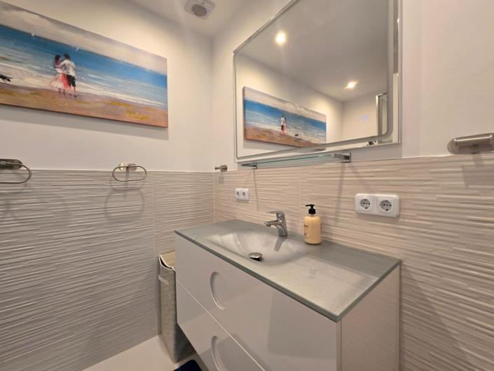 Image No.15-3 Bed Villa / Detached for sale