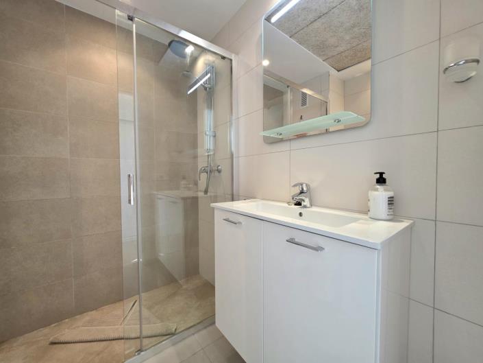 Image No.14-2 Bed Apartment for sale