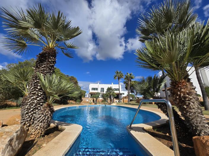 Image No.3-Jumelé de 3 chambres à vendre à Cala Egos