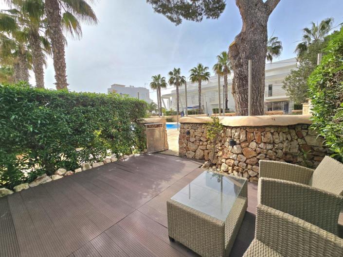 Image No.20-3 Bed Semi-Detached for sale