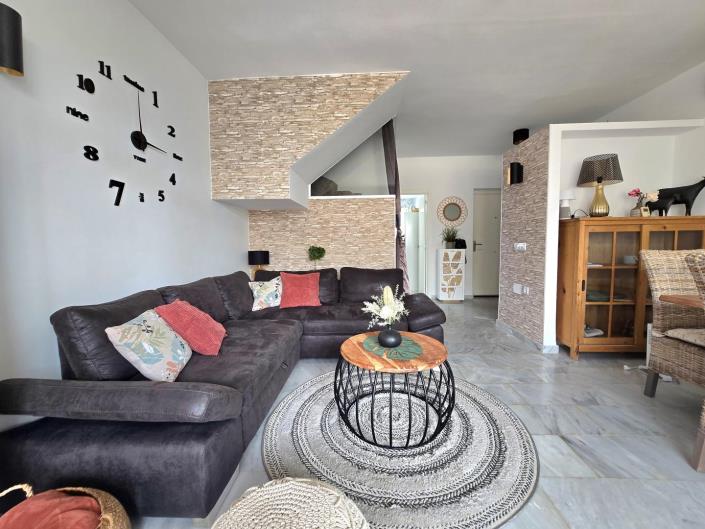 Image No.4-3 Bed Semi-Detached for sale