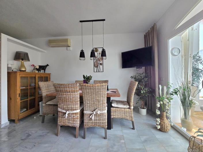 Image No.5-3 Bed Semi-Detached for sale