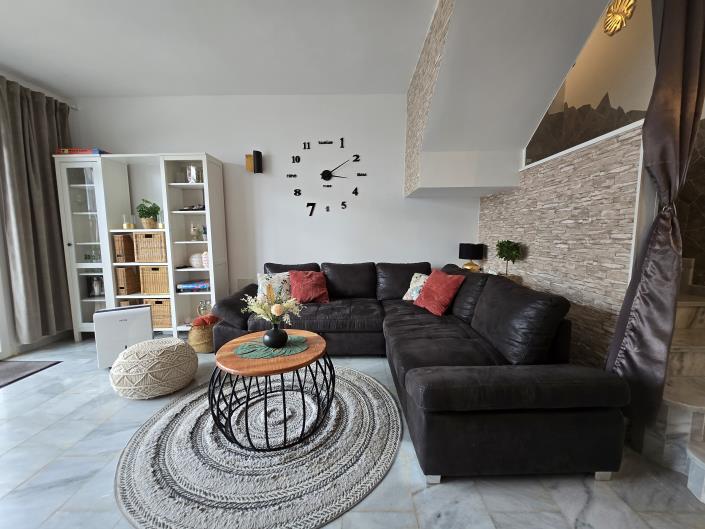 Image No.3-3 Bed Semi-Detached for sale