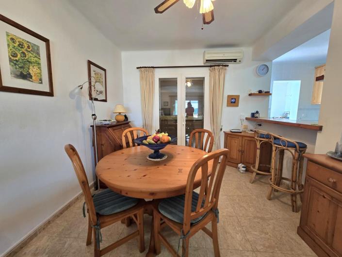 Image No.6-4 Bed Villa / Detached for sale