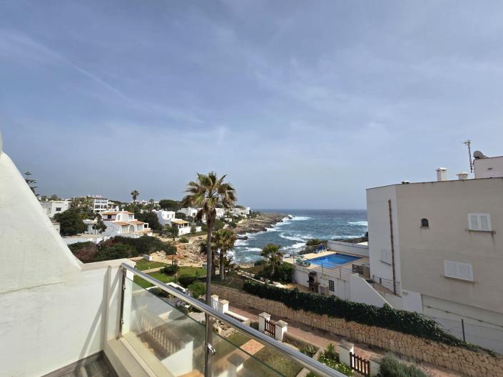 Image No.17-4 Bed Villa / Detached for sale