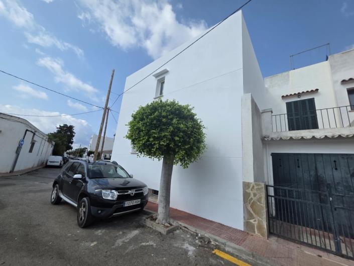 Image No.20-2 Bed Villa for sale