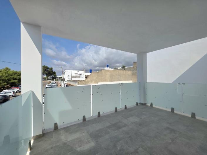 Image No.8-2 Bed Villa for sale