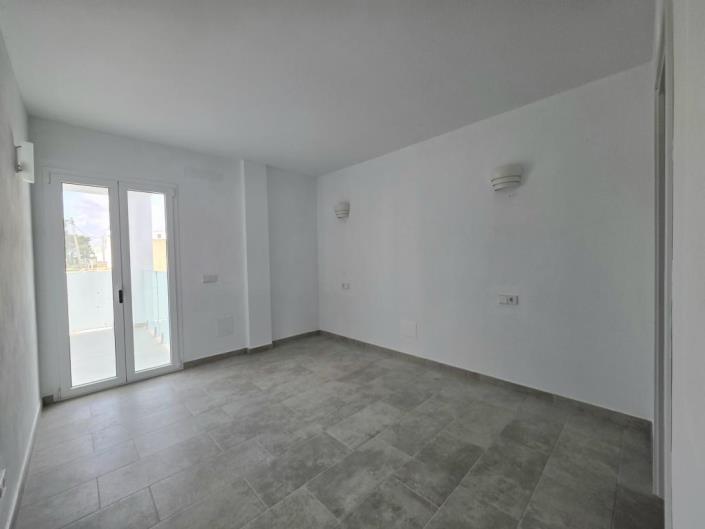 Image No.14-2 Bed Villa for sale