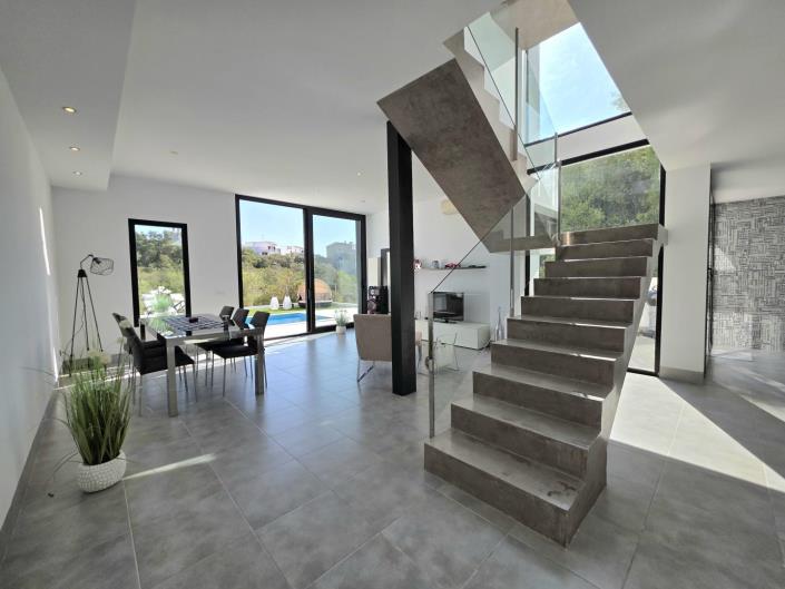 Image No.6-3 Bed Villa for sale